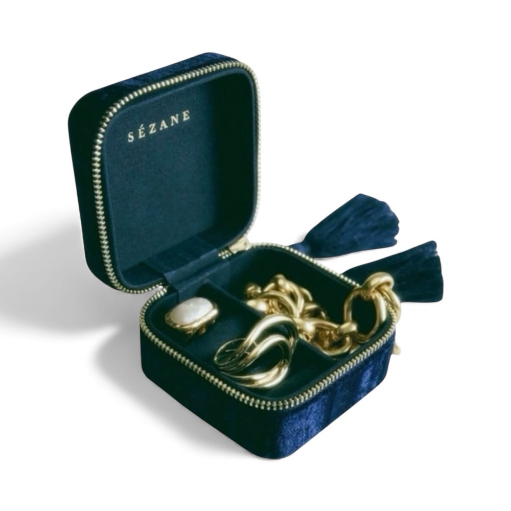 Sézane Velvet Jewelry Case Navy Blue